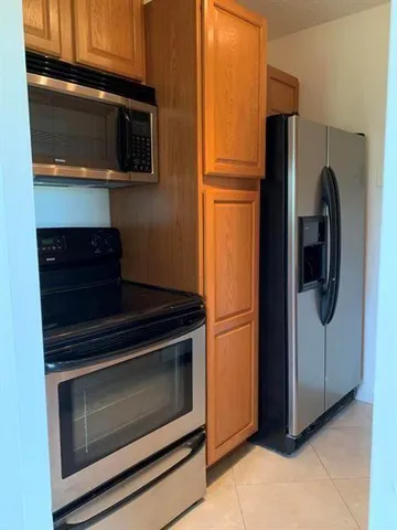 $1,500 | 1089 Benoist Farms Road, Unit 202, West Palm Beach, FL 33411