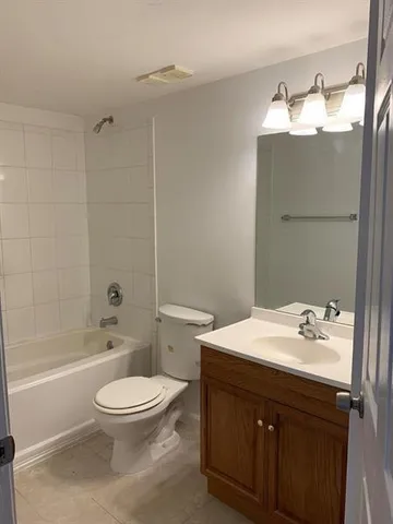 $1,500 | 1089 Benoist Farms Road, Unit 202, West Palm Beach, FL 33411