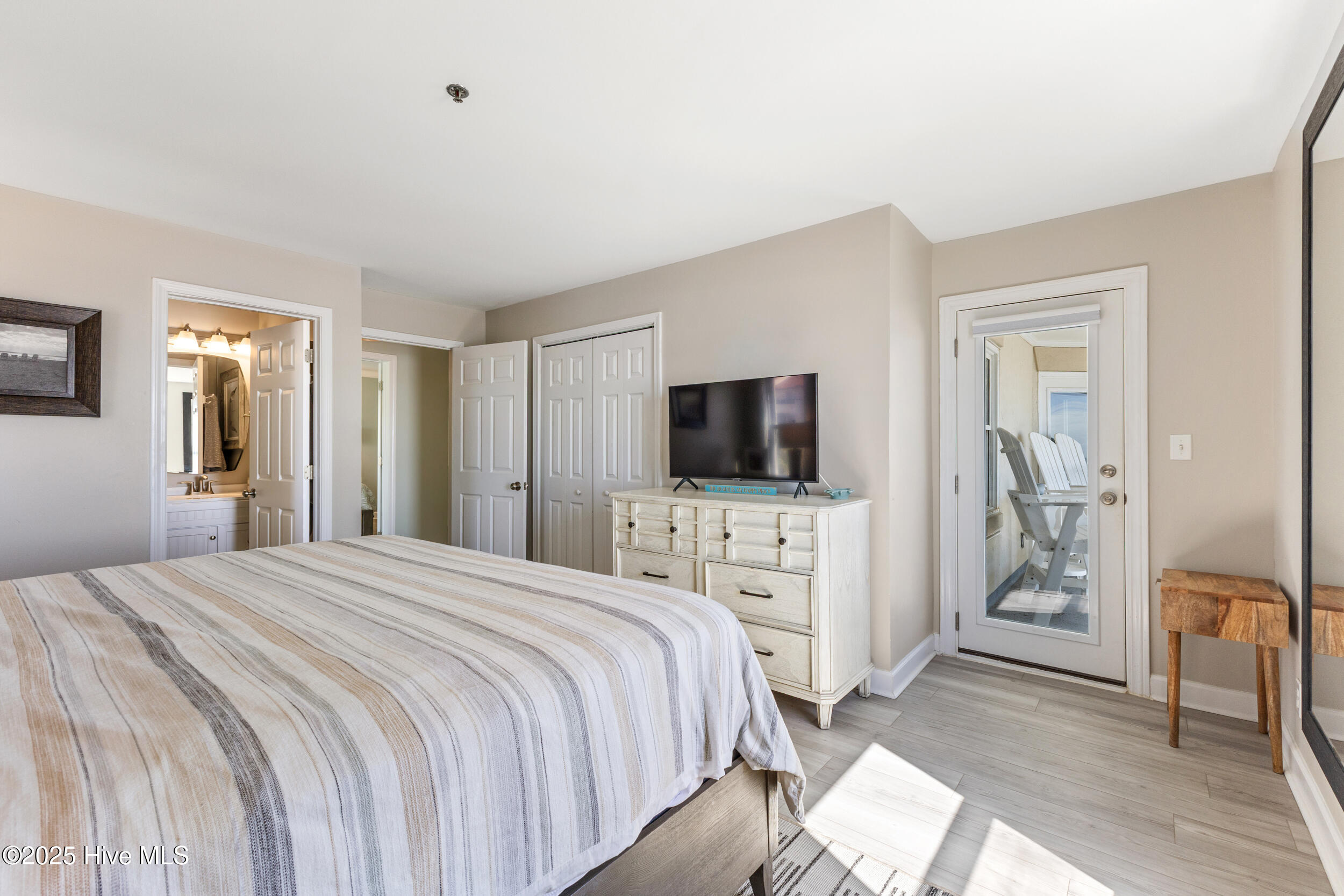 790 New River Inlet Road, Unit 215B North Topsail Beach, NC 28460 - Photo 23 of 47 21_501a8404