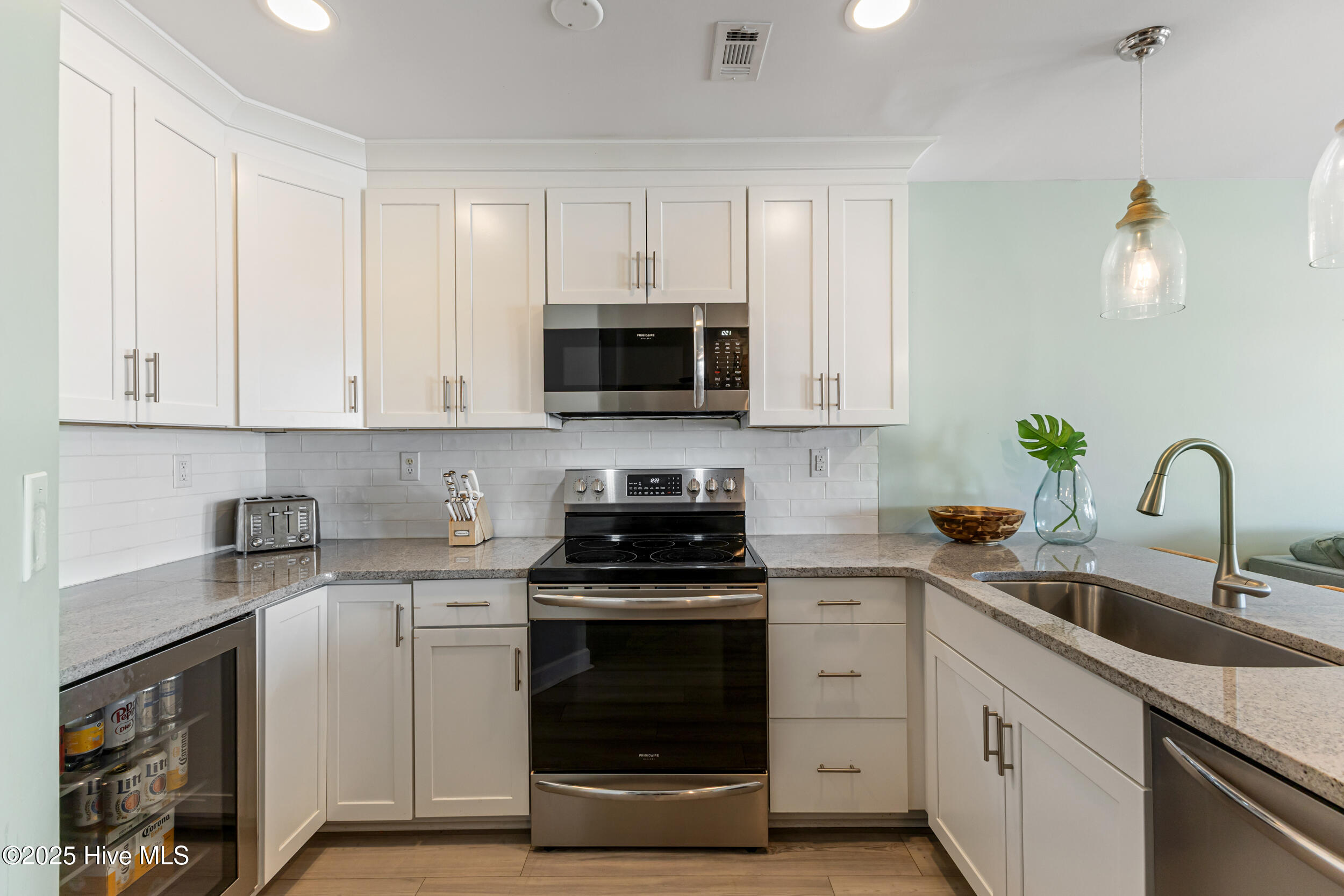 790 New River Inlet Road, Unit 215B North Topsail Beach, NC 28460 - Photo 8 of 47 10_501a8350