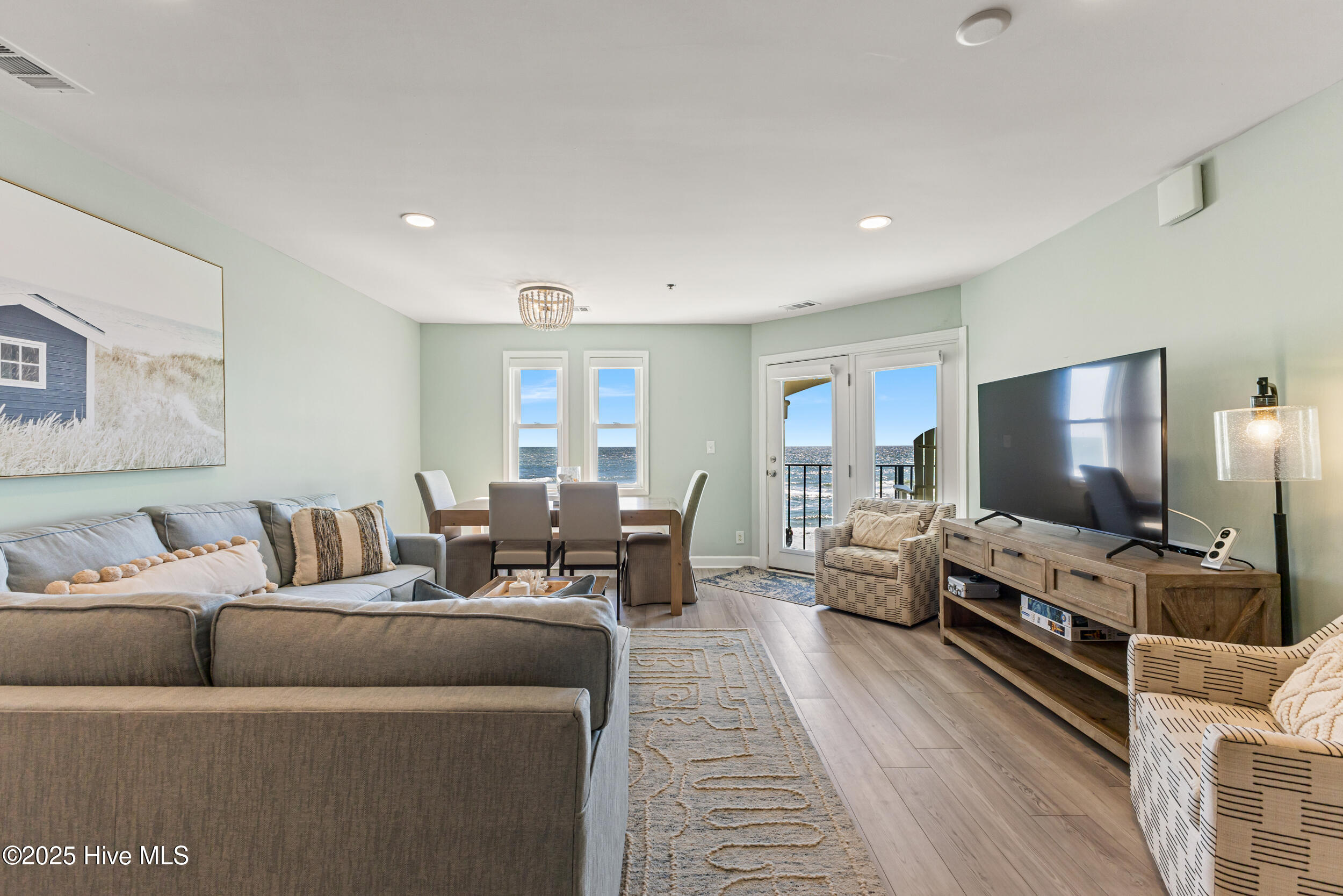 790 New River Inlet Road, Unit 215B North Topsail Beach, NC 28460 - Photo 9 of 47 5_501a8368