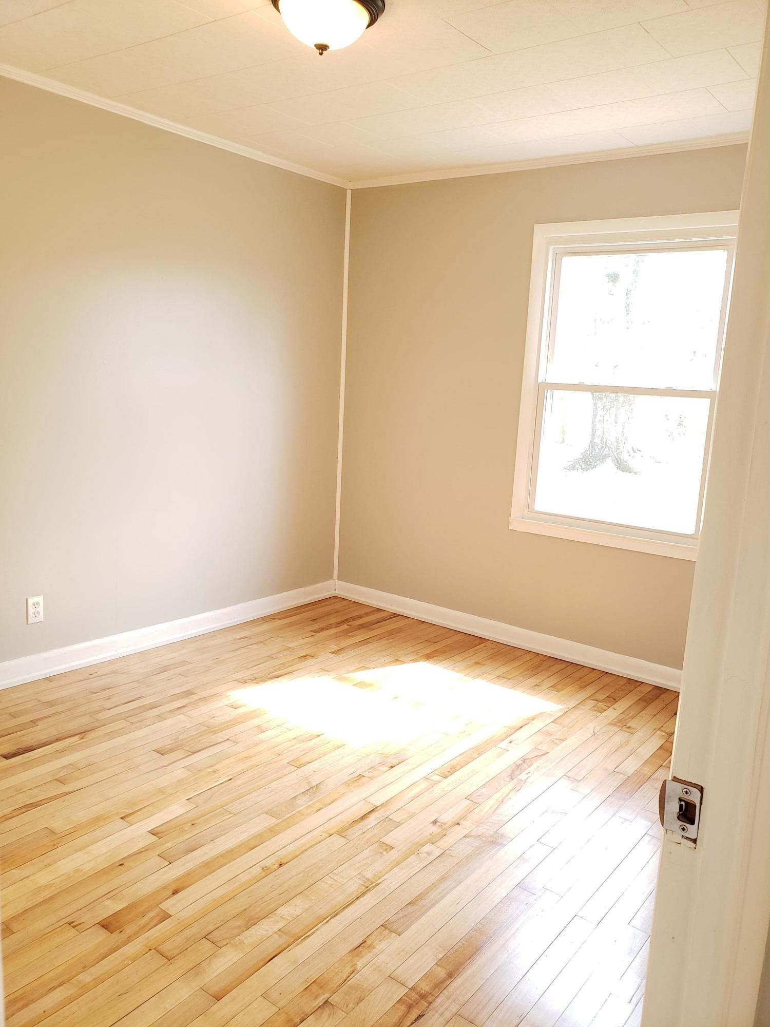 431 Robertsville Road Oak Ridge, TN 37830 - Photo 12 of 26 Bedroom