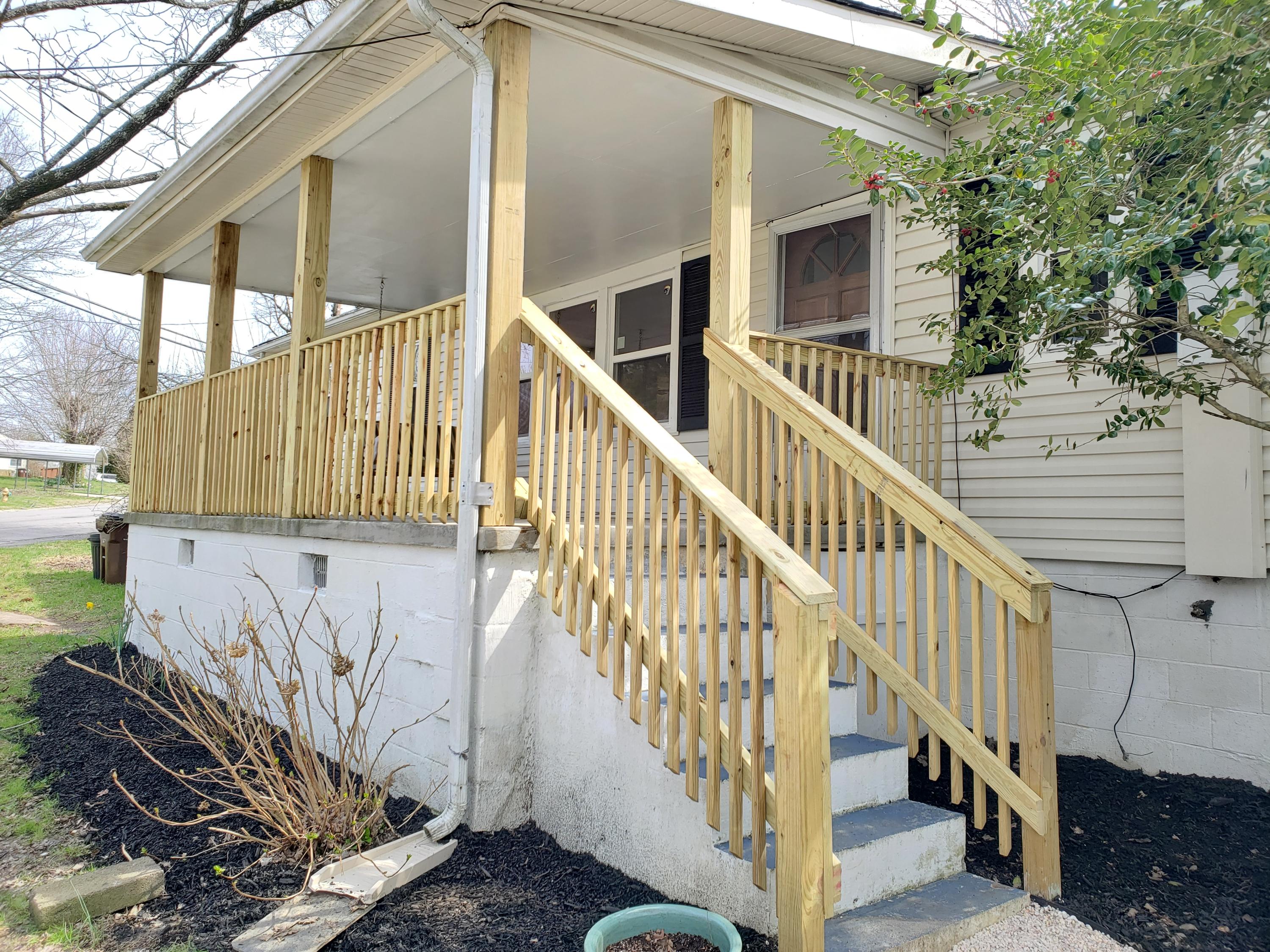 431 Robertsville Road Oak Ridge, TN 37830 - Photo 20 of 26 Porch
