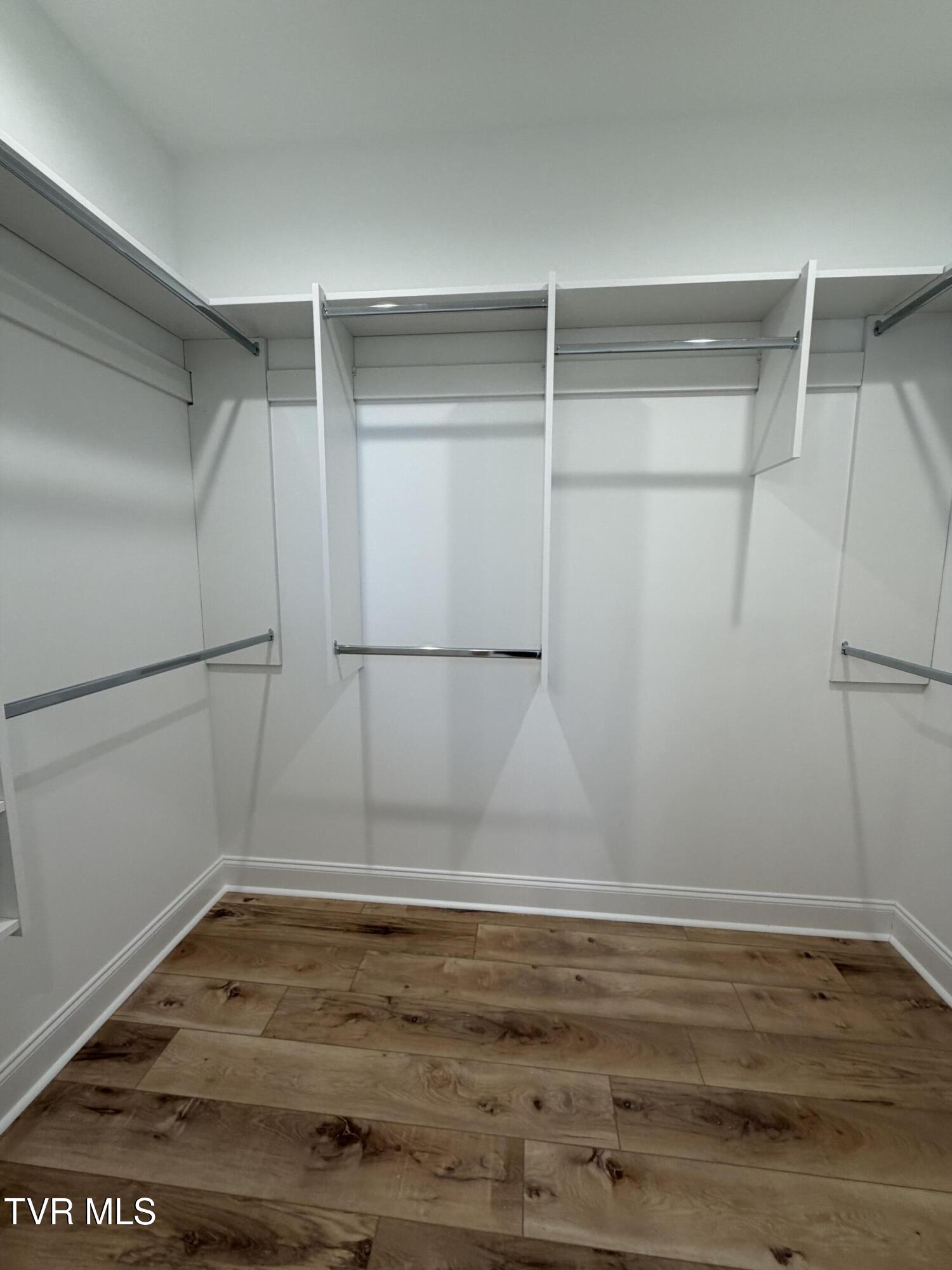 146 Ervin Loop Erwin, TN 37650 - Photo 11 of 16 IMG_0686