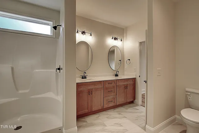 $439,900 | 146 Ervin Loop, Erwin, TN 37650