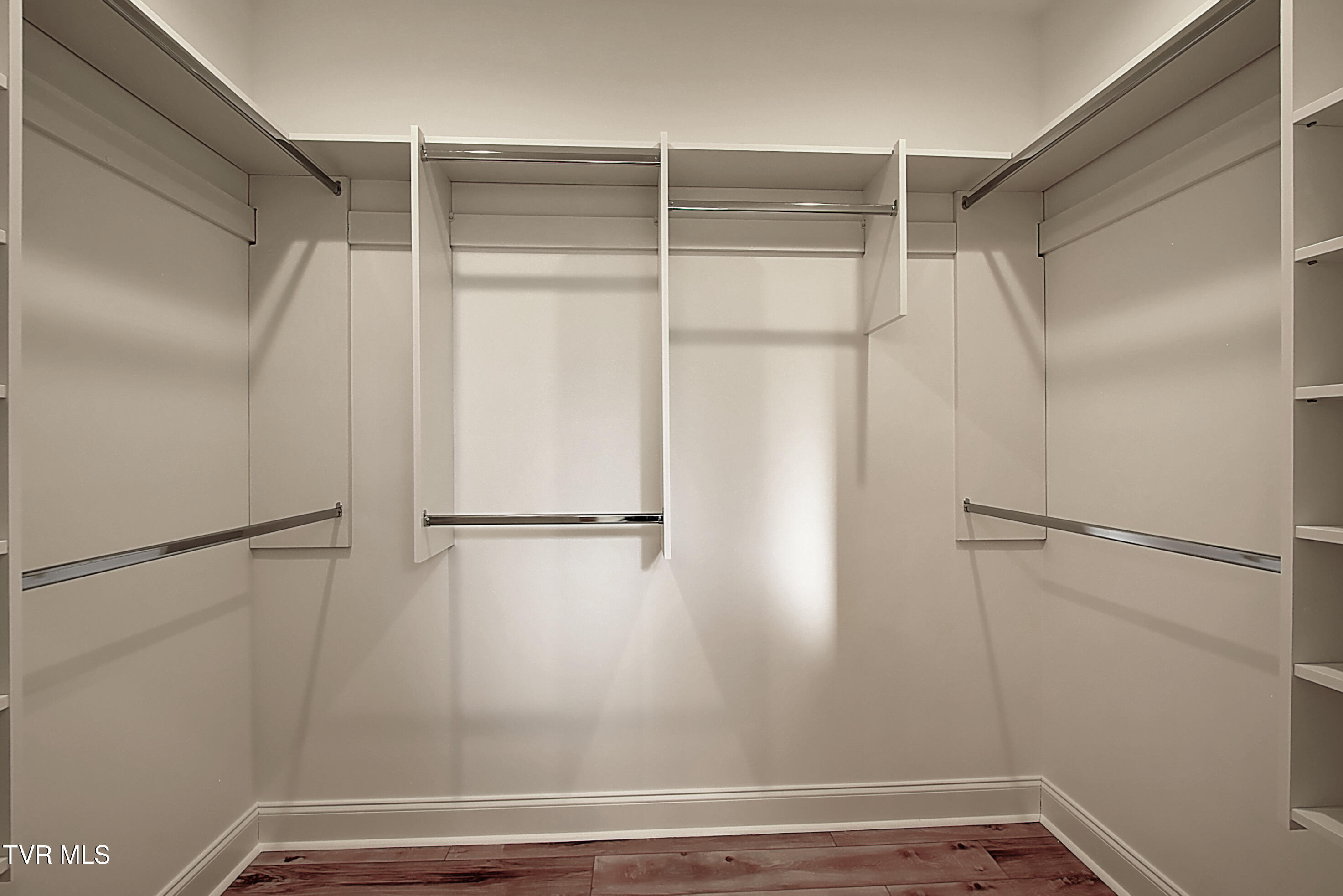 146 Ervin Loop Erwin, TN 37650 - Photo 13 of 19 DSC_0364_5_6_7_8_9