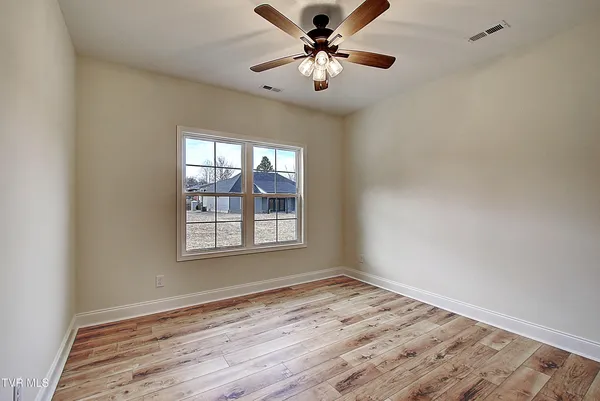 $439,900 | 146 Ervin Loop, Erwin, TN 37650