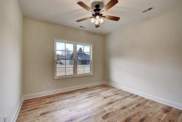 $439,900 | 146 Ervin Loop, Erwin, TN 37650