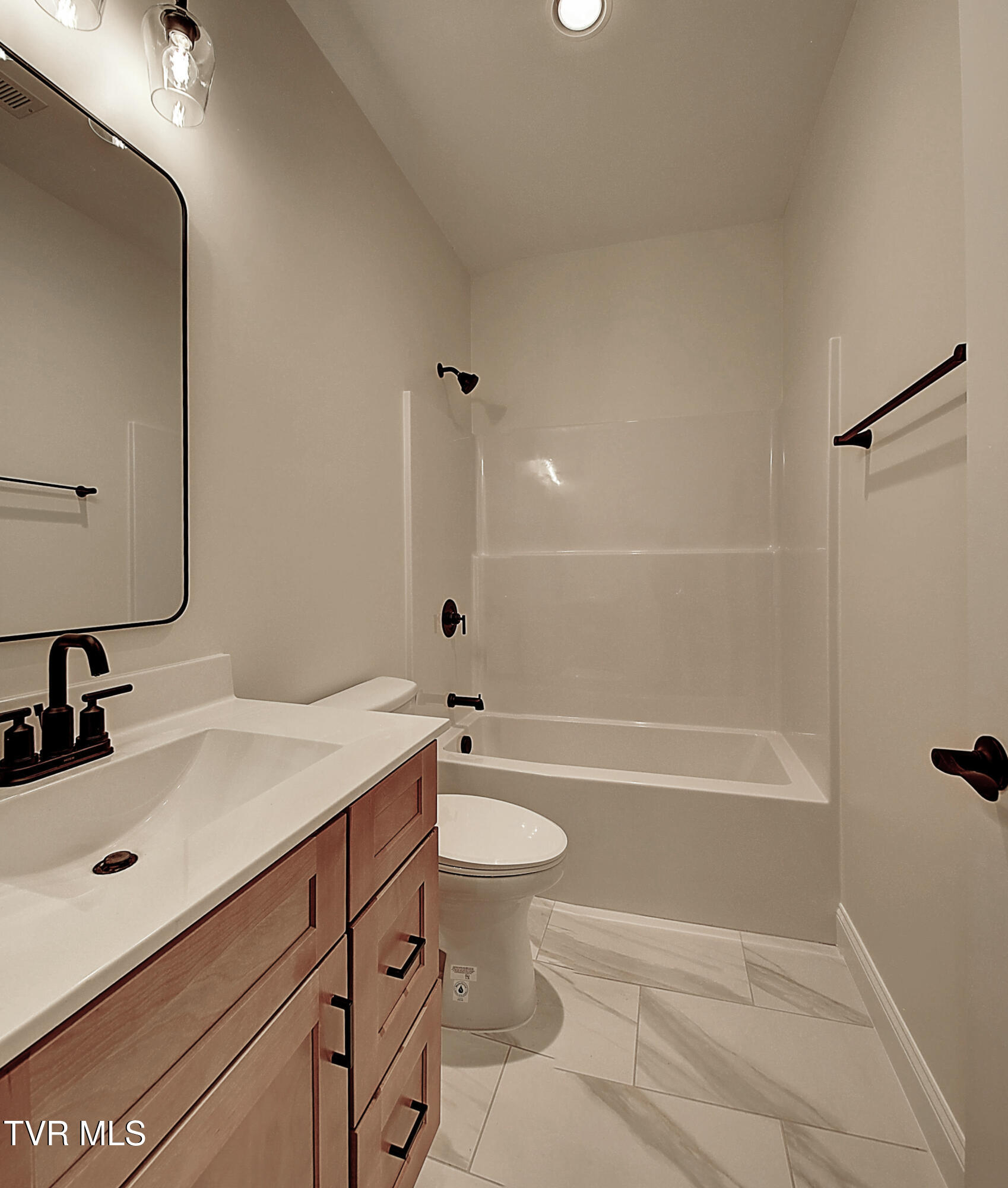 146 Ervin Loop Erwin, TN 37650 - Photo 15 of 19 DSC_0454And8more_stitch