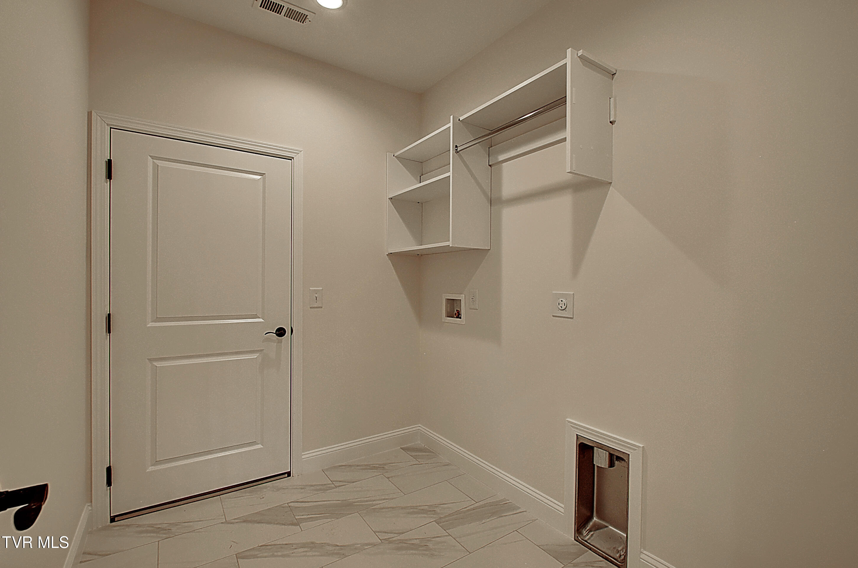 146 Ervin Loop Erwin, TN 37650 - Photo 17 of 19 DSC_0508And8more