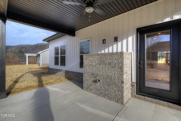 $439,900 | 146 Ervin Loop, Erwin, TN 37650