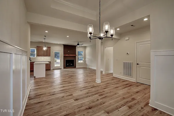 $439,900 | 146 Ervin Loop, Erwin, TN 37650