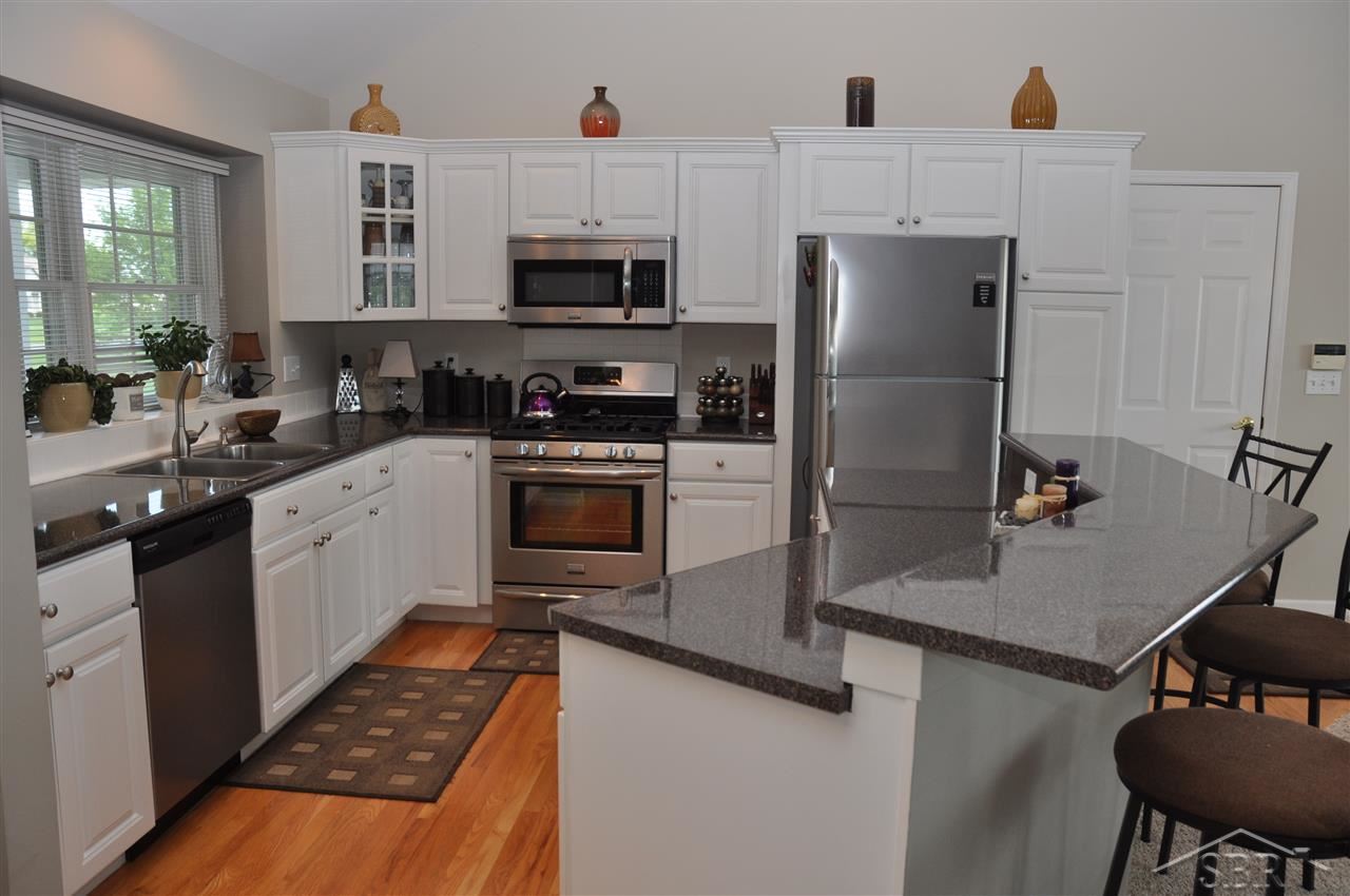 10831 Dice Road Freeland, MI 48623 - Photo 2 of 16 31206611-1.JPG