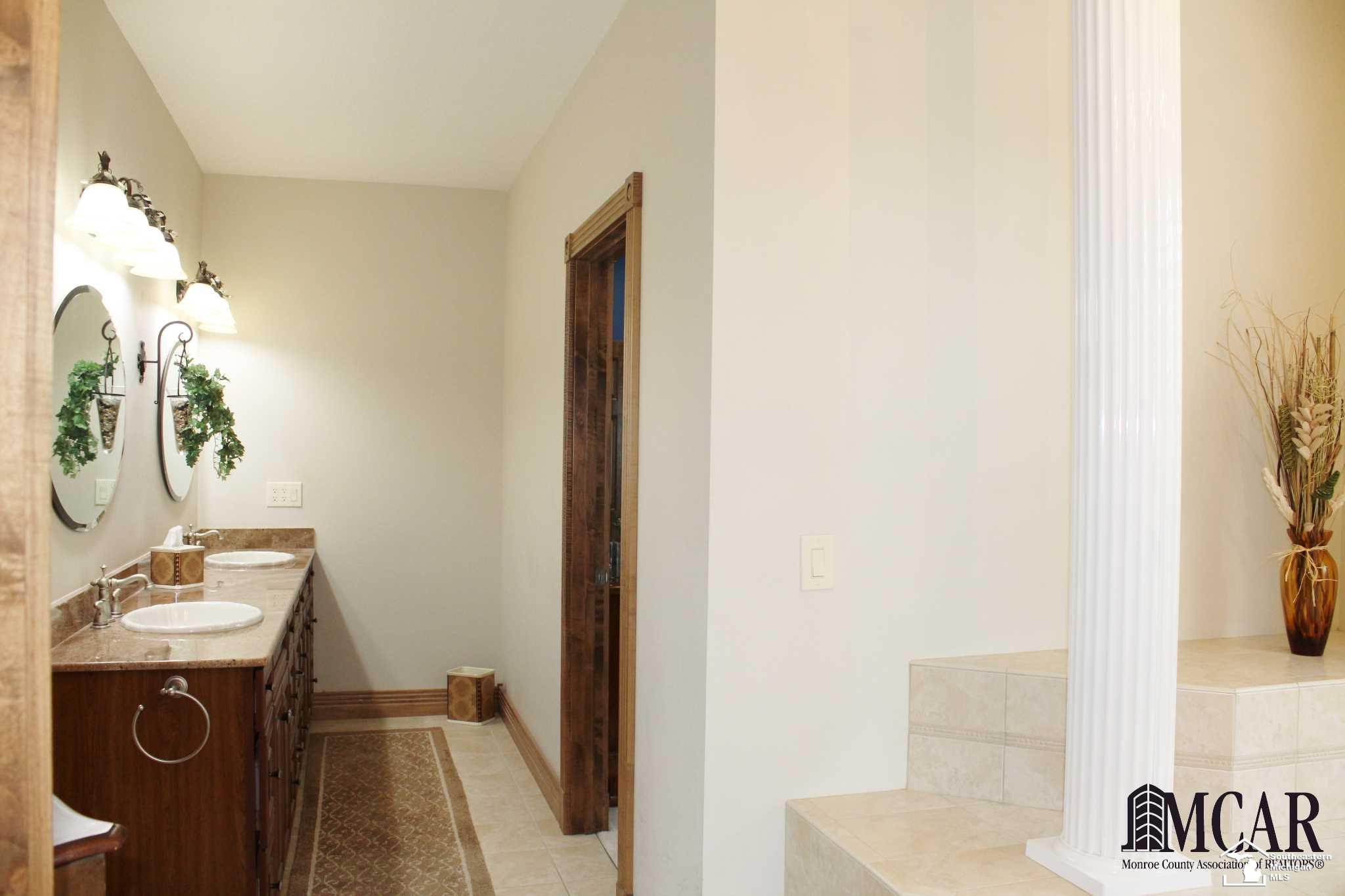 11780 Fike Road Riga, MI 49276 - Photo 26 of 40 Master Bath