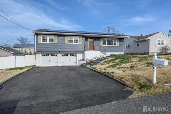 $589,000 | 359 Evergreen Drive, Brick, NJ 08723