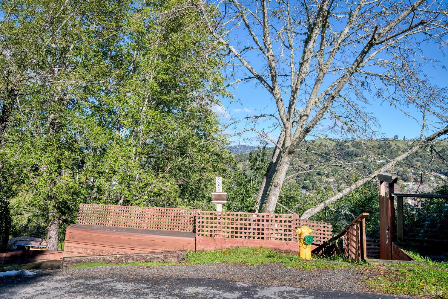 223 Tamalpais Road Fairfax, CA 94930 - Photo 5 of 28