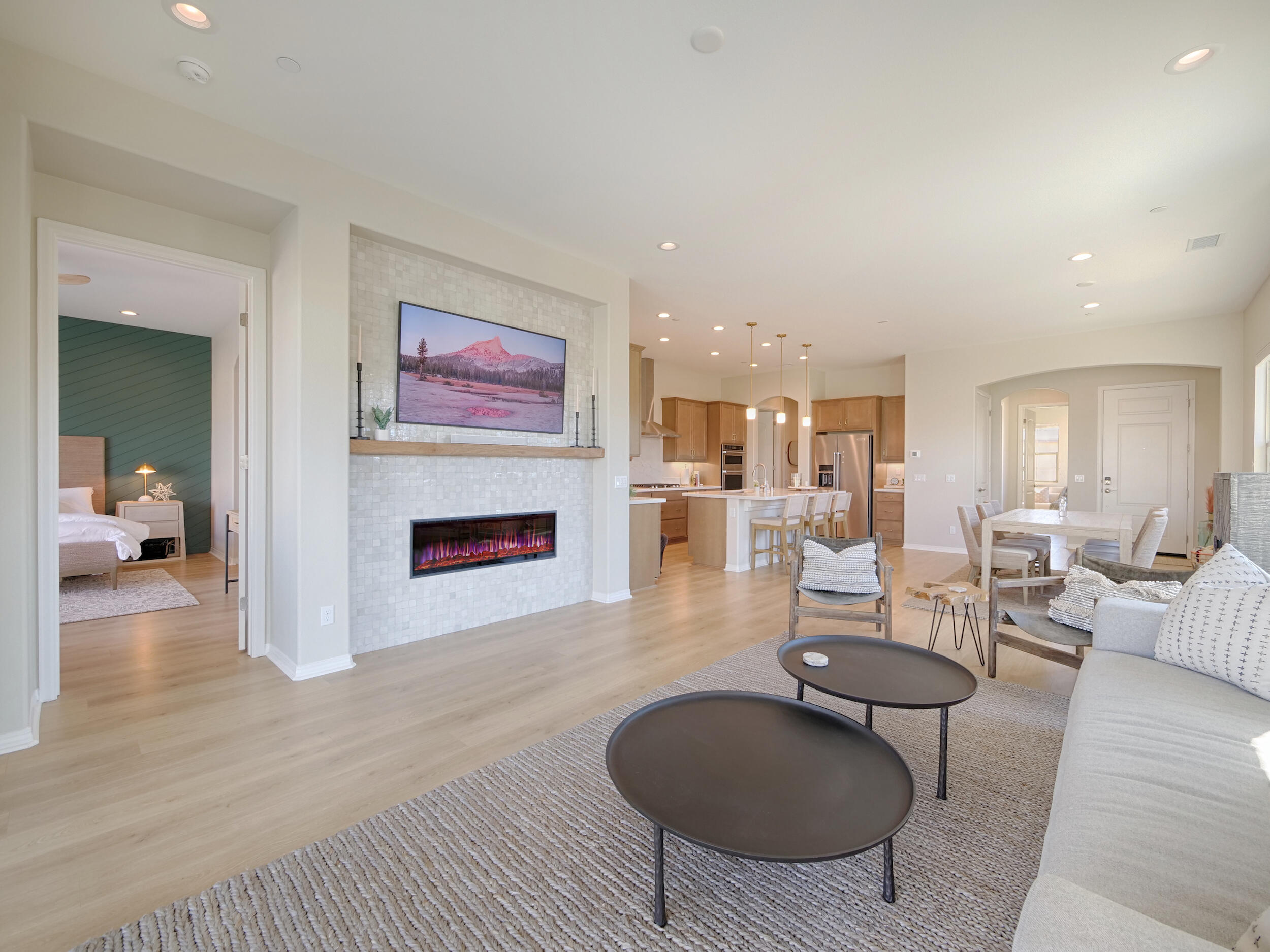 10 Zinfandel Rancho Mirage, CA 92270 - Photo 18 of 39 Great room