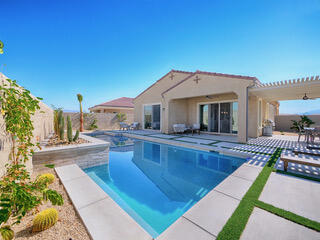 10 Zinfandel Rancho Mirage, CA 92270 - Photo 32 of 39 Pool