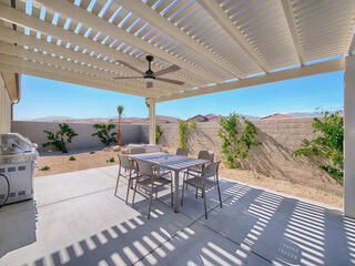 10 Zinfandel Rancho Mirage, CA 92270 - Photo 34 of 39 Side patio