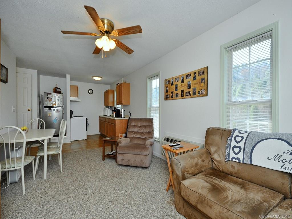 77 Mt Airy Road Marshall, NC 28753 - Photo 11 of 17 Gallery Image 11