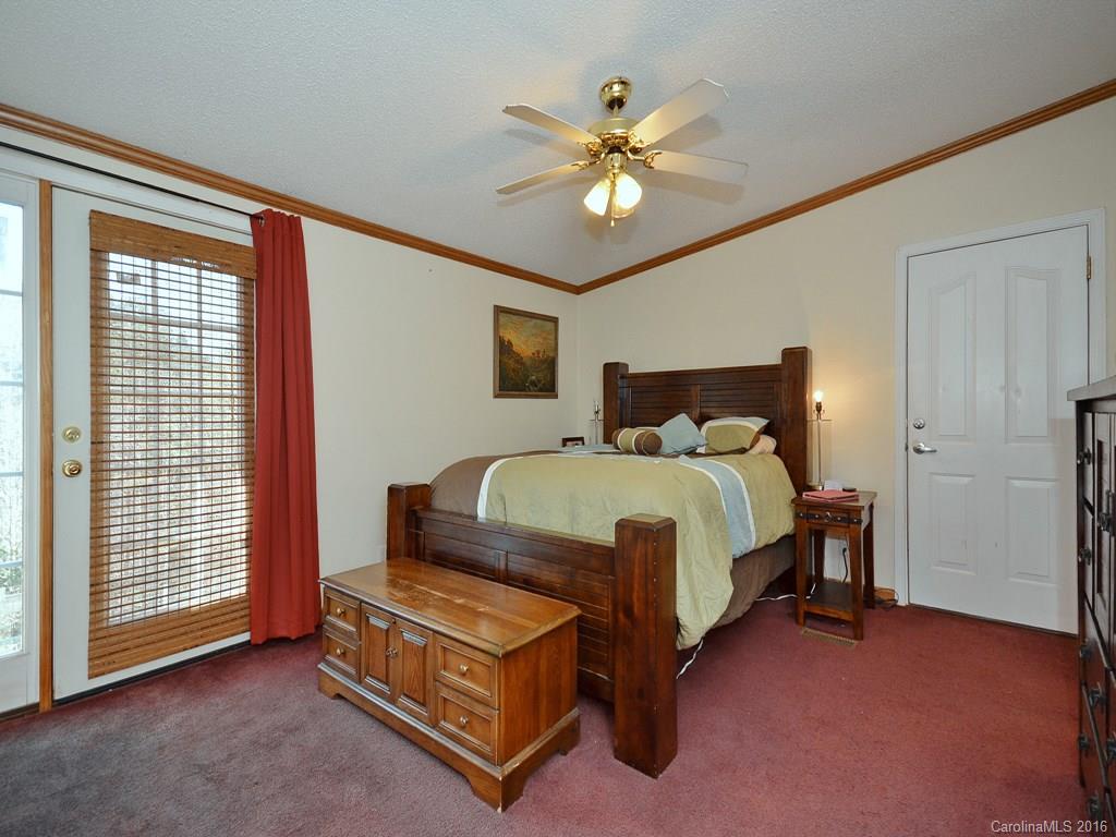 77 Mt Airy Road Marshall, NC 28753 - Photo 8 of 17 Gallery Image 8