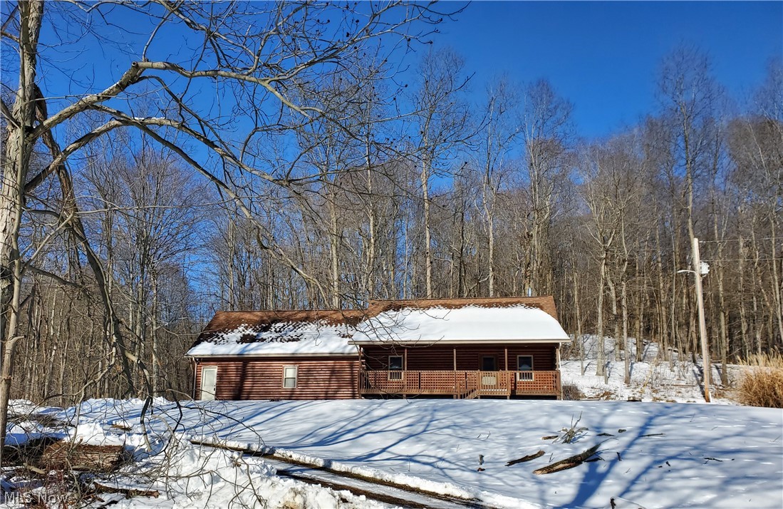 233 Funk Road Northwest New Philadelphia, OH 44663 - Photo 2 of 25 Gallery Image 2