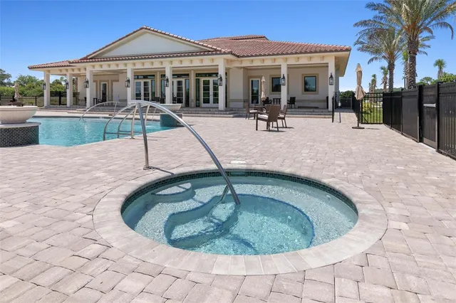 $699,900 | 77 Del Palma Drive, Palm Coast, FL 32137