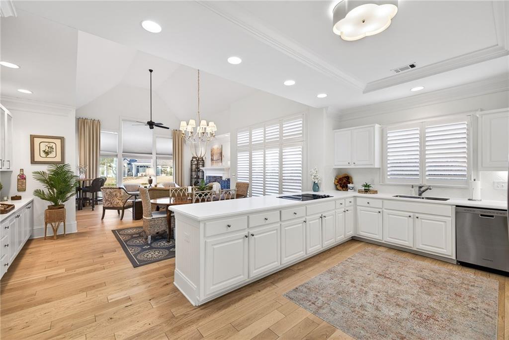 9180 Etching Overlook Duluth, GA 30097 - Photo 14 of 51