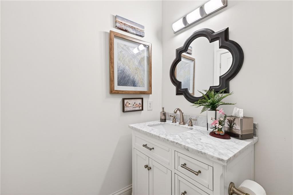 9180 Etching Overlook Duluth, GA 30097 - Photo 31 of 51