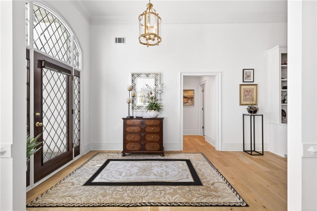 9180 Etching Overlook Duluth, GA 30097 - Photo 4 of 51