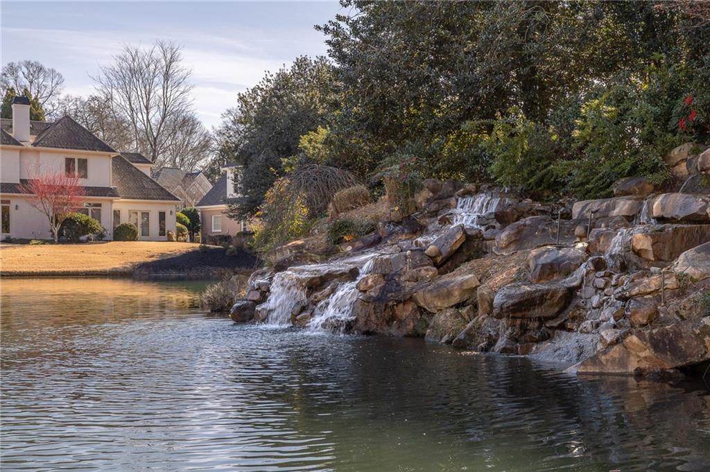 9180 Etching Overlook Duluth, GA 30097 - Photo 47 of 51