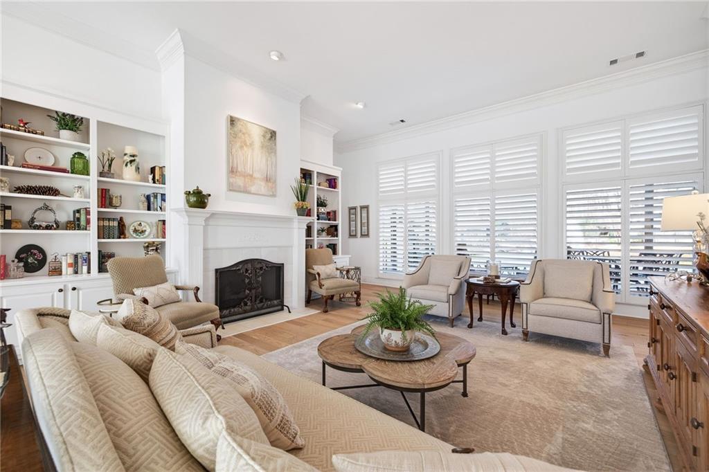 9180 Etching Overlook Duluth, GA 30097 - Photo 9 of 51