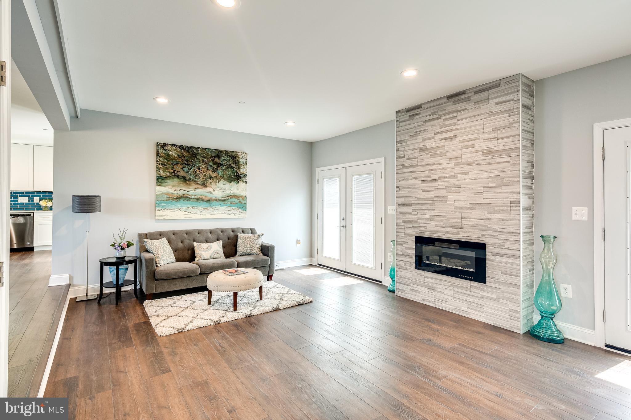 16942 Frederick Road Mount Airy, MD 21771 - Photo 12 of 56 Family Room