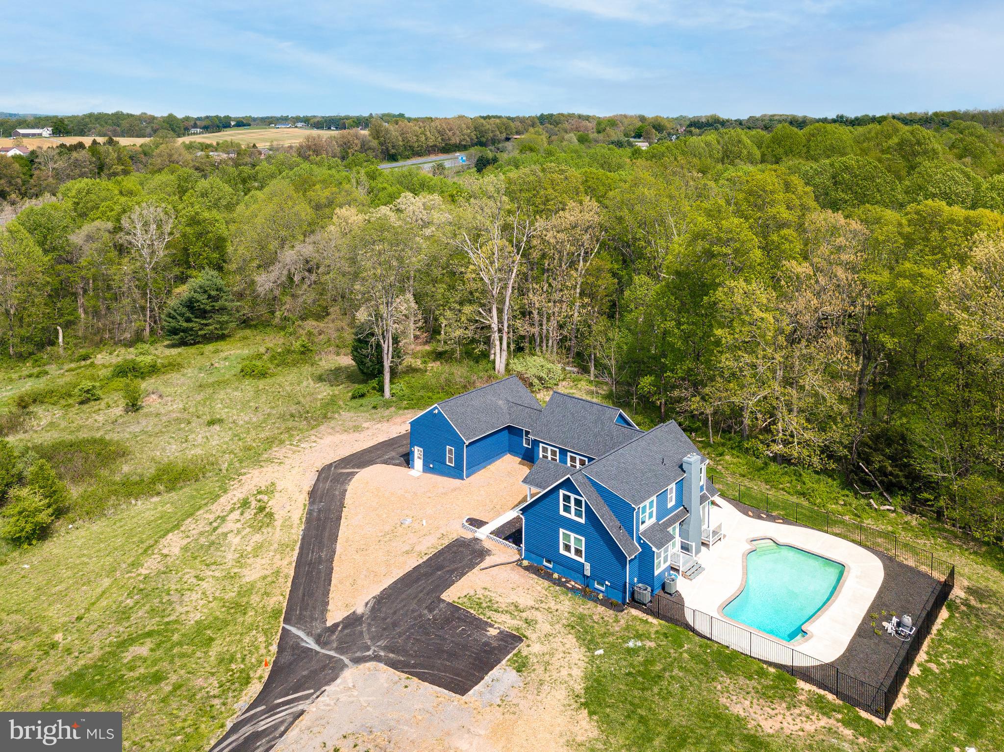 16942 Frederick Road Mount Airy, MD 21771 - Photo 3 of 56 Gallery Image 3