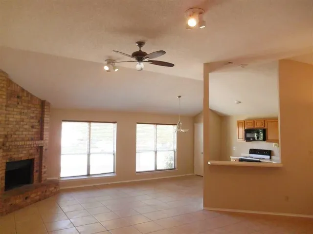 $1,850 | 10116 Bugle Drive, Fort Worth, TX 76108