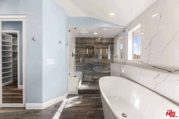 $2,495,000 | 6221 Penfield Avenue, Woodland Hills, CA 91367