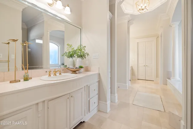 $565,000 | 126 Enchanted Oak Boulevard, Lafayette, LA 70508