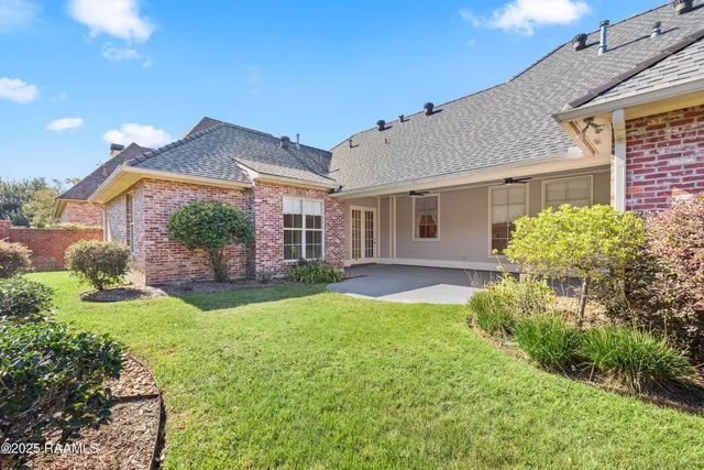 $565,000 | 126 Enchanted Oak Boulevard, Lafayette, LA 70508