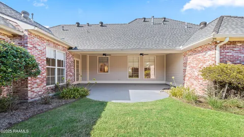 $565,000 | 126 Enchanted Oak Boulevard, Lafayette, LA 70508