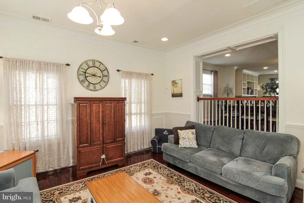 5820 Craig Street Springfield, VA 22150 - Photo 11 of 30 Interior (General)