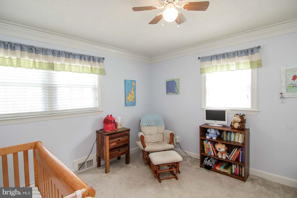 5820 Craig Street Springfield, VA 22150 - Photo 19 of 30 Bedroom