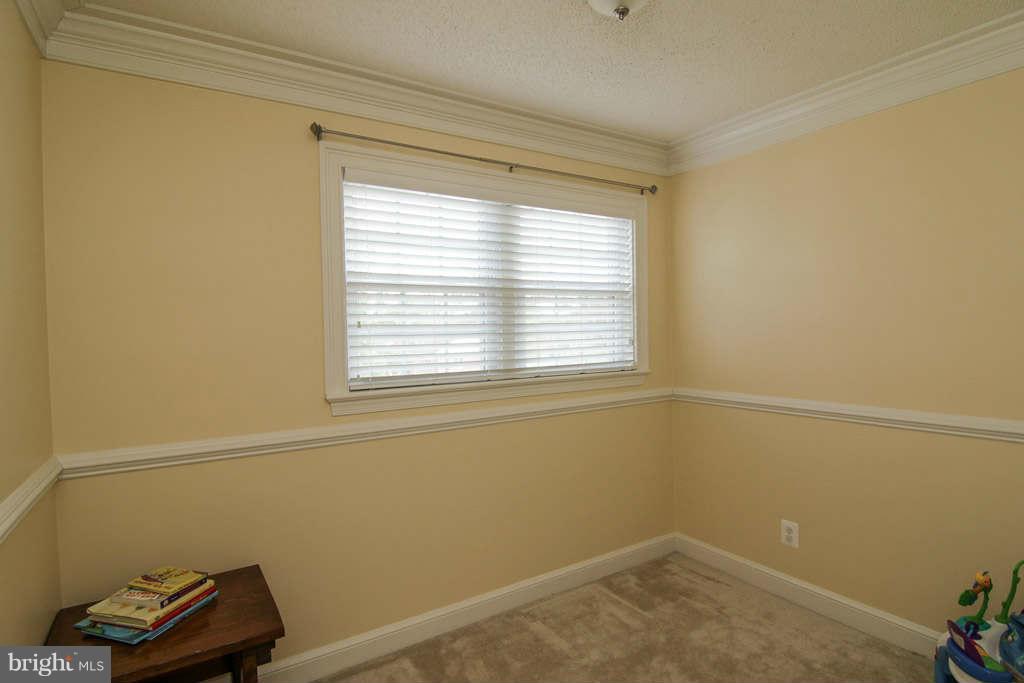 5820 Craig Street Springfield, VA 22150 - Photo 20 of 30 Bedroom