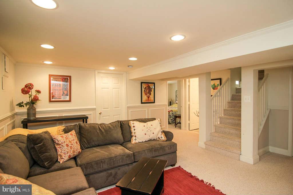 5820 Craig Street Springfield, VA 22150 - Photo 27 of 30 Basement