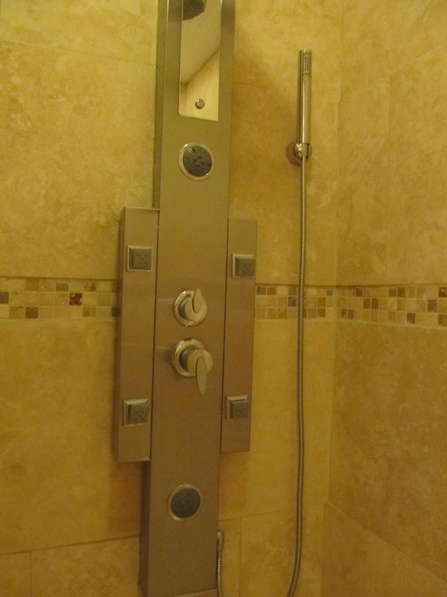 7792 Cranley Road, Unit 7 Powell, TN 37849 - Photo 19 of 26 Master bath
