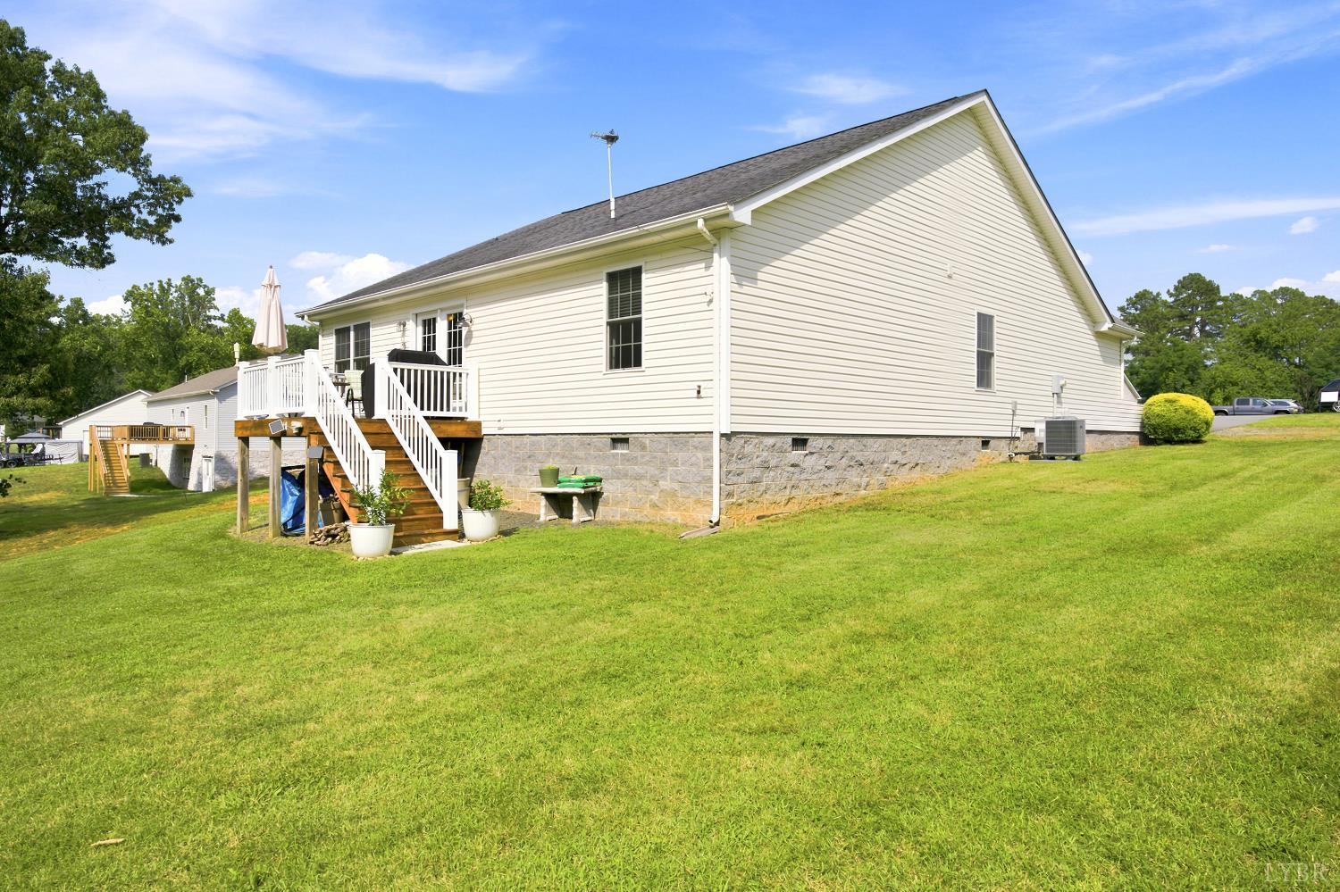 2423 River Road Madison Heights, VA 24572 - Photo 35 of 52 Gallery Image 35