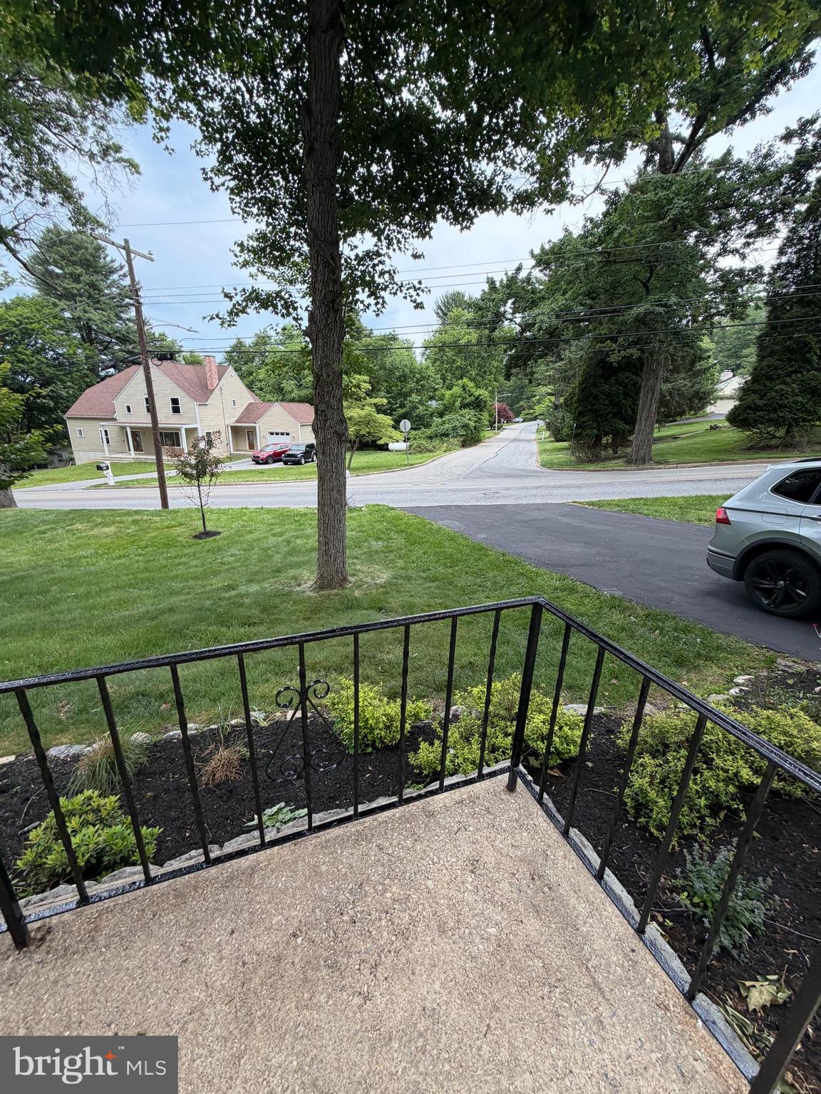 305 Irish Road Berwyn, PA 19312 - Photo 9 of 10