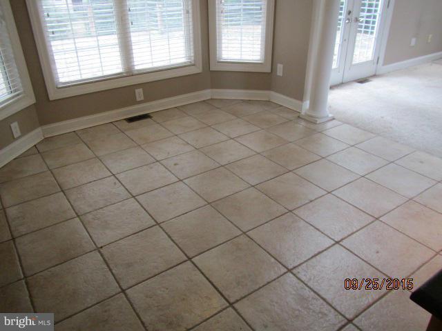 7913 Riverside Drive Pasadena, MD 21122 - Photo 8 of 11 Interior (General)