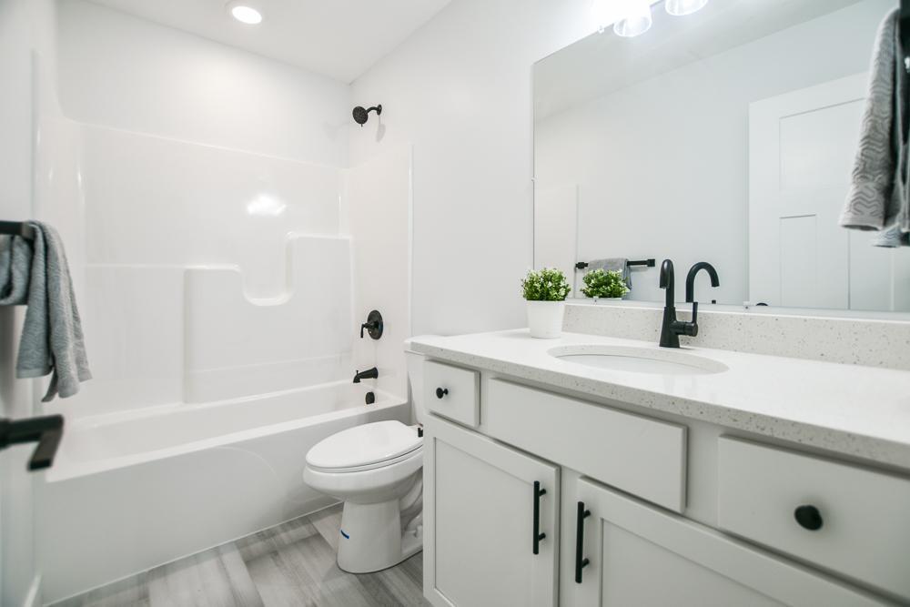 2604 Golden Valley Road Minneapolis, MN 55411 - Photo 21 of 33