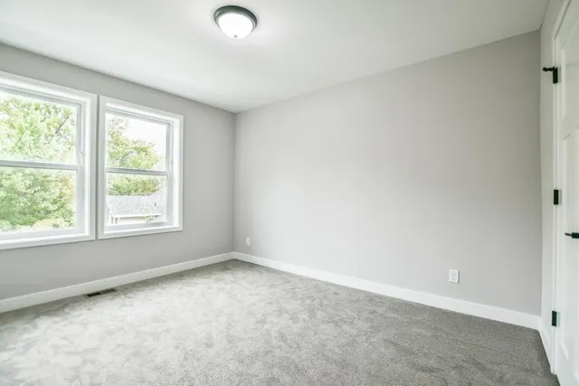 $269,000 | 2604 Golden Valley Road, Minneapolis, MN 55411