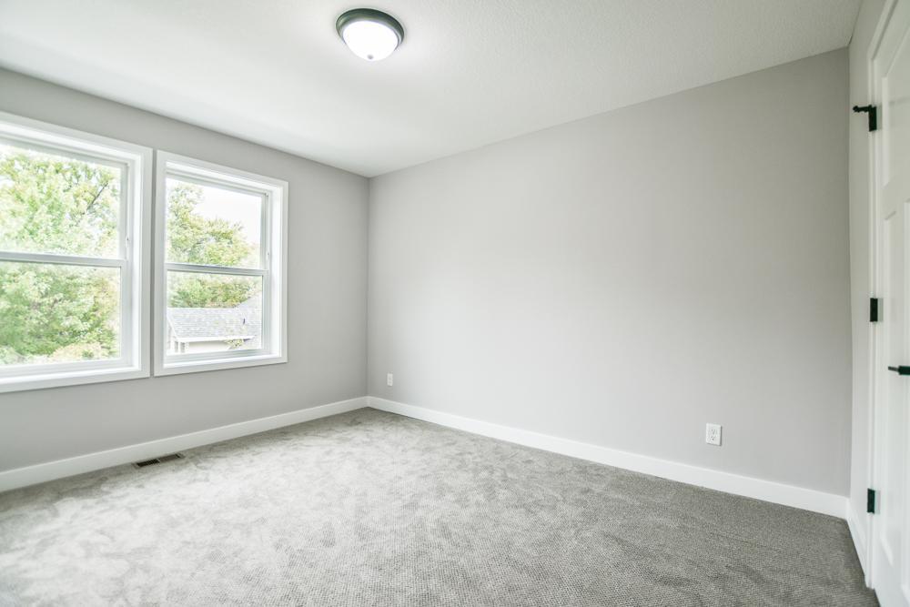 2604 Golden Valley Road Minneapolis, MN 55411 - Photo 23 of 33